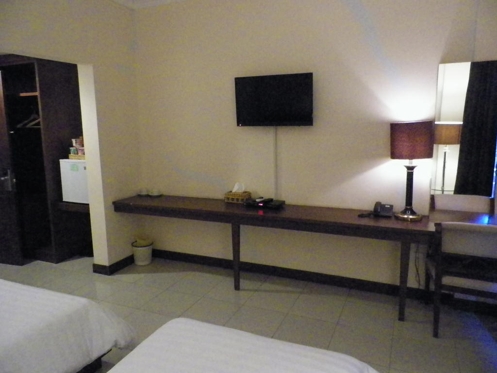 Excellent Seven Boutique Hotel Бандунг Стая снимка
