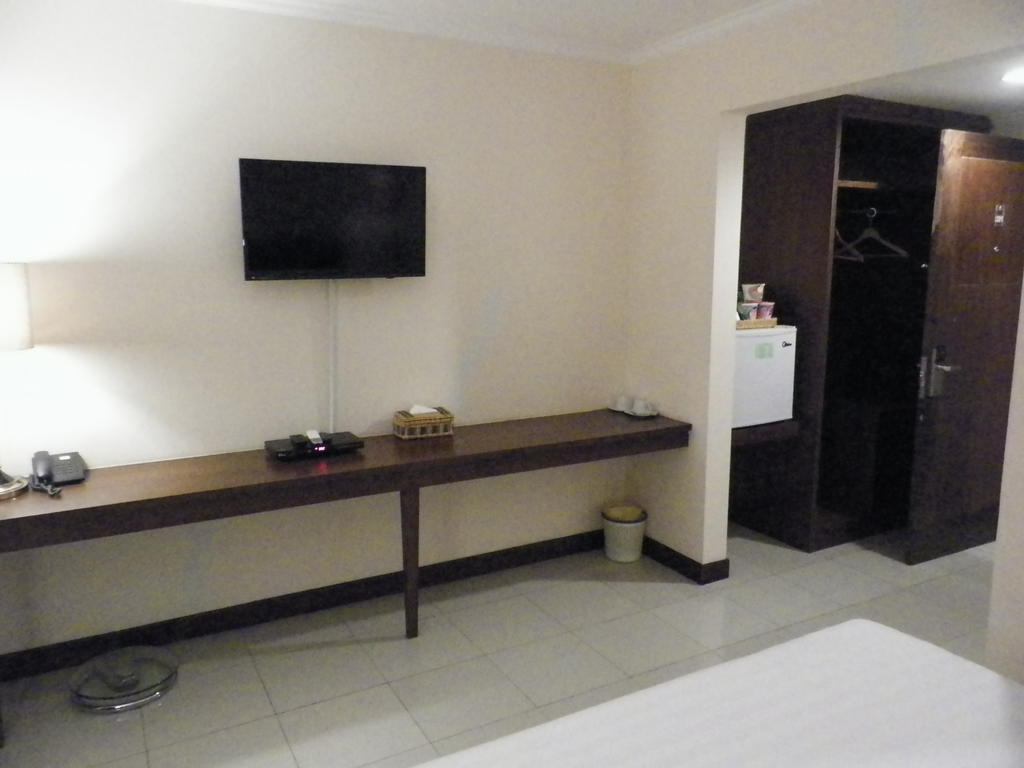 Excellent Seven Boutique Hotel Бандунг Стая снимка